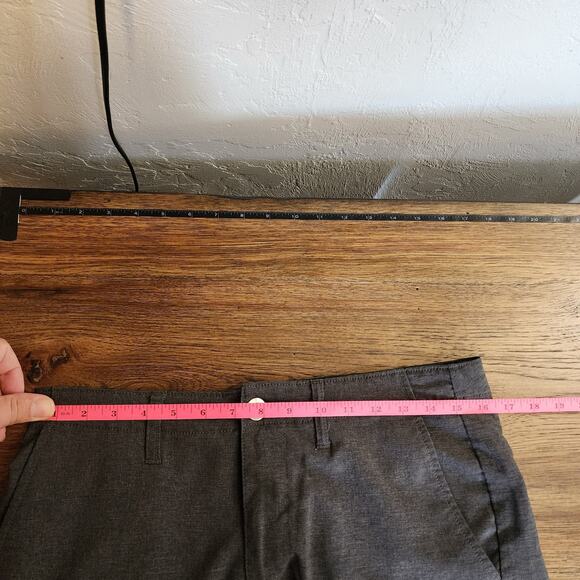 "Nothing More Something" Volcom Gray Chino Shorts sz 32 - Picture 4 of 5